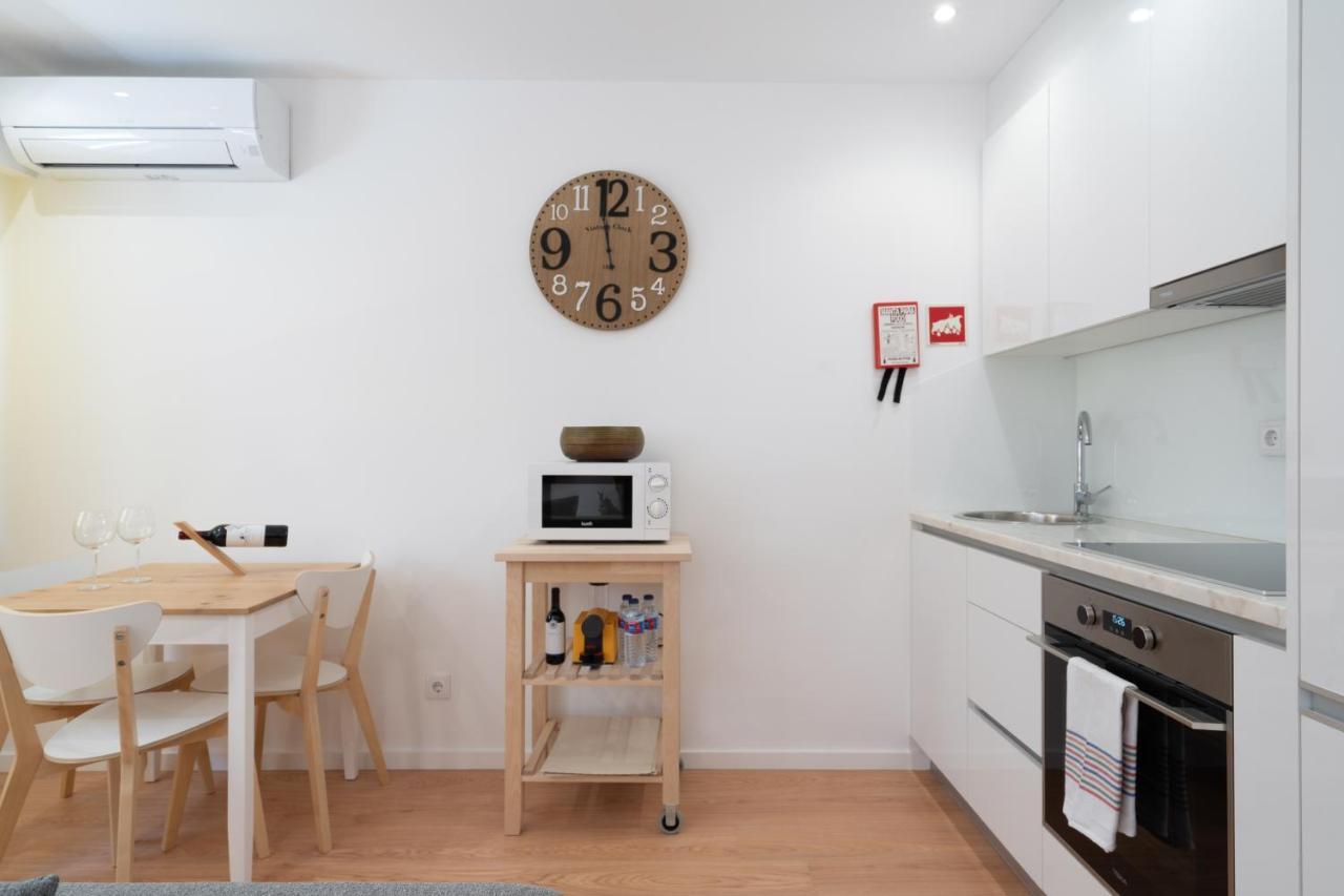 Sweet Sunny Flat W/ Balcony - Gaia Appartement Vila Nova de Gaia Buitenkant foto