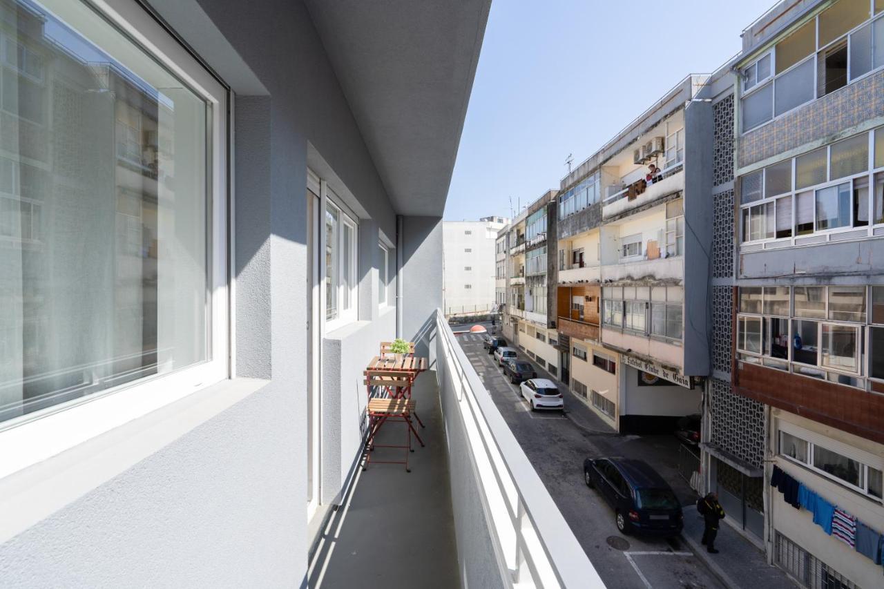 Sweet Sunny Flat W/ Balcony - Gaia Appartement Vila Nova de Gaia Buitenkant foto