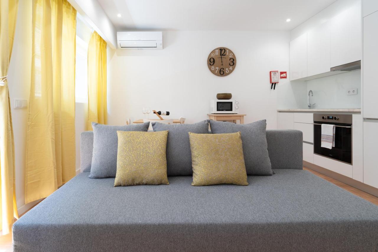 Sweet Sunny Flat W/ Balcony - Gaia Appartement Vila Nova de Gaia Buitenkant foto