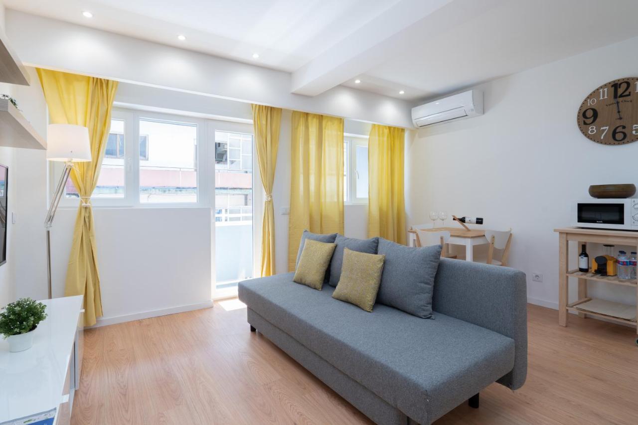 Sweet Sunny Flat W/ Balcony - Gaia Appartement Vila Nova de Gaia Buitenkant foto