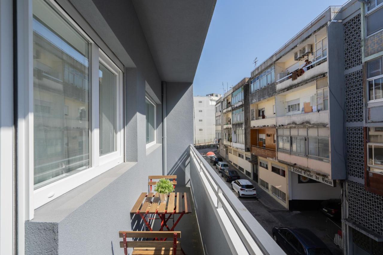 Sweet Sunny Flat W/ Balcony - Gaia Appartement Vila Nova de Gaia Buitenkant foto