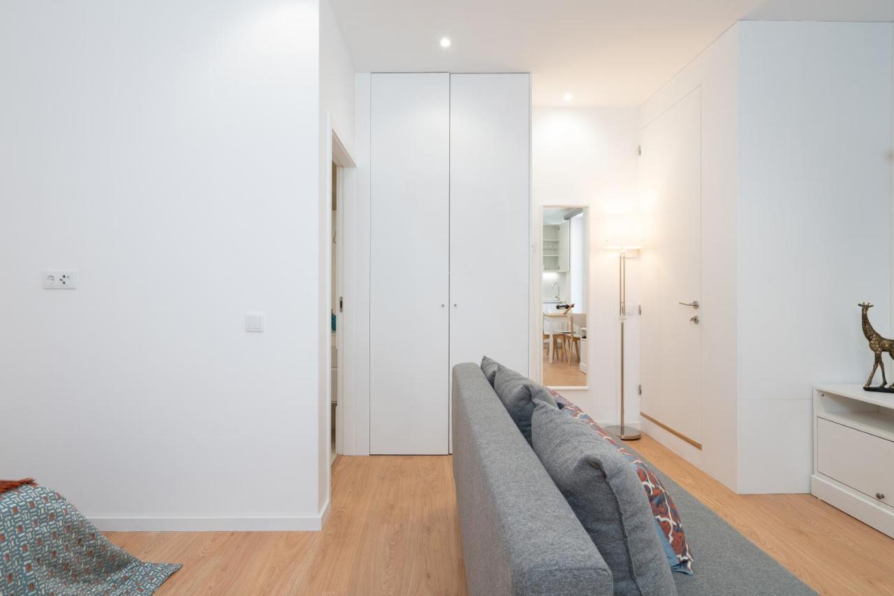 Sweet Sunny Flat W/ Balcony - Gaia Appartement Vila Nova de Gaia Buitenkant foto