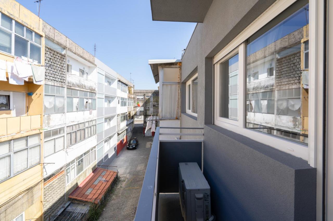 Sweet Sunny Flat W/ Balcony - Gaia Appartement Vila Nova de Gaia Buitenkant foto